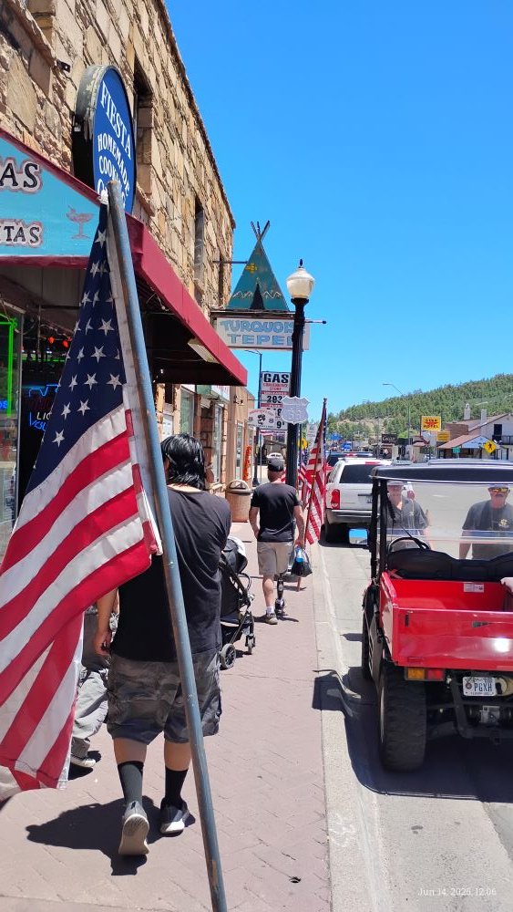 naz_gazette's tweet photo. Flags line the street of #WilliamsAZ in honor of the birthday of @realDonaldTrump. Do you know what other holiday it is? Flag day. It is also the first of the 21 days between Flag Day and Independence day know as Honor America Days. Disclaimer below. https://t.co/UBaR6erR7X