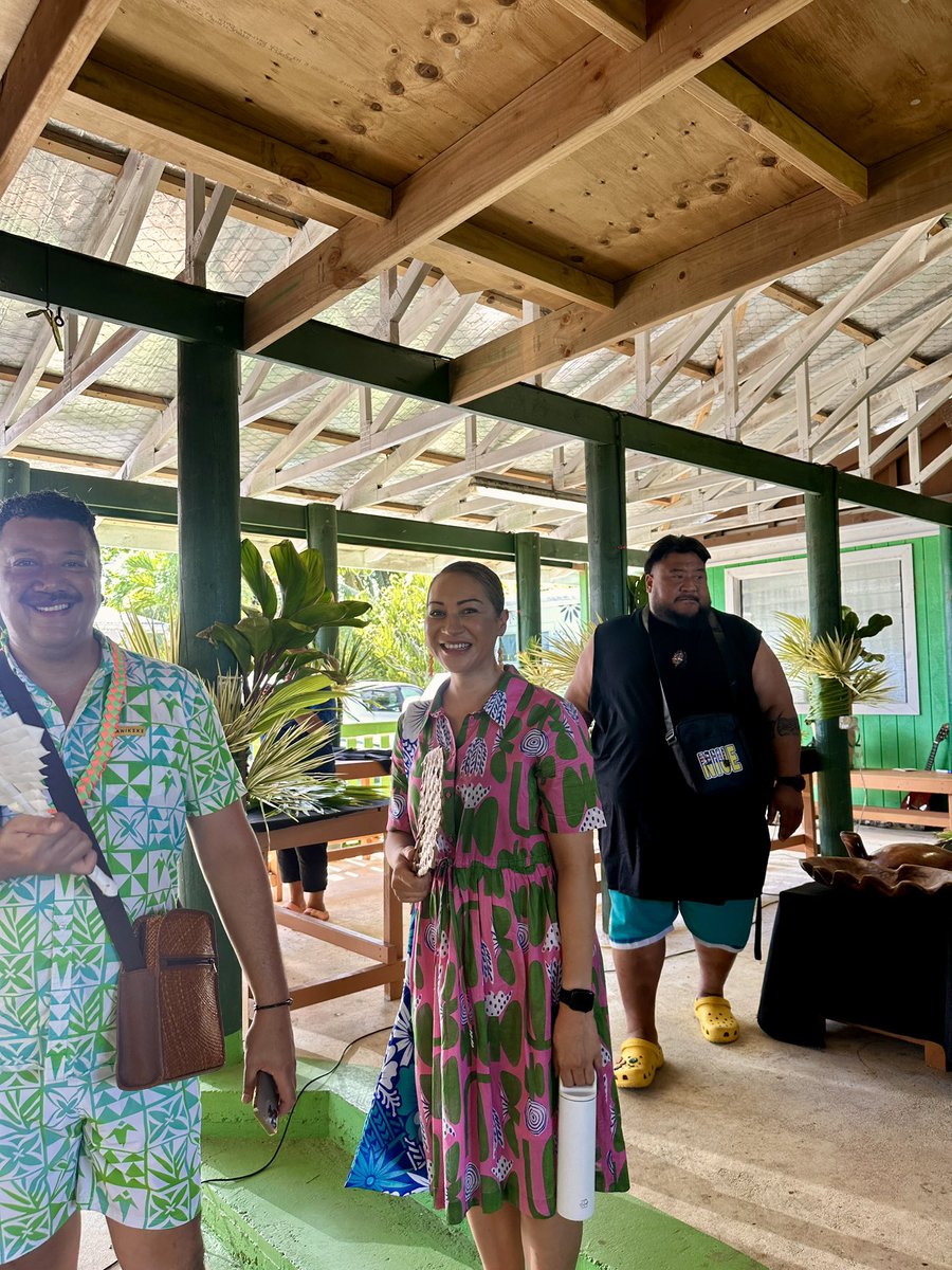 katrina_10514's tweet photo. 23/04/2025 🌺
Talatalai Niue Group Exhibition- Alofi Makete #Niue #Alofi 🇳🇺 https://t.co/k8lI7a8t6k