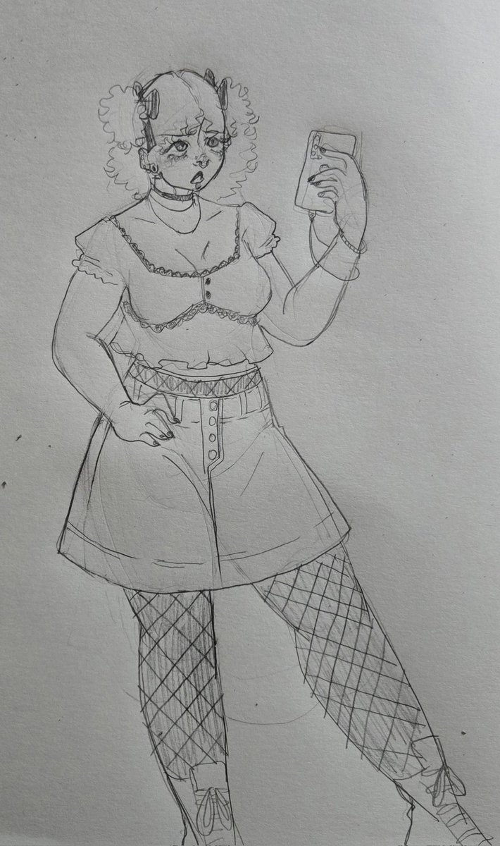 spooky_frog36's tweet image. Just some sketches
#artmoots #traditionalart #sketchart #sketchbook #arttwt
