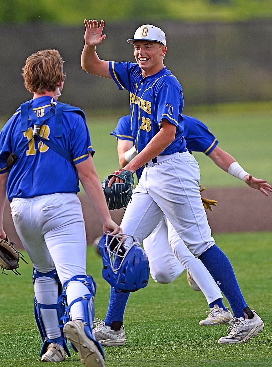 PressProsMagazine (@pressprosmag) on Twitter photo They held their breath on the final out...but Olentangy holds on to beat Lakota West and advance to Sunday's Division I championship game.  Read more:   pressprosmagazine.com/2025/06/14/ole… They held their breath on the final out...but Olentangy holds on to beat Lakota West and advance to Sunday's Division I championship game.  Read more:   pressprosmagazine.com/2025/06/14/ole…