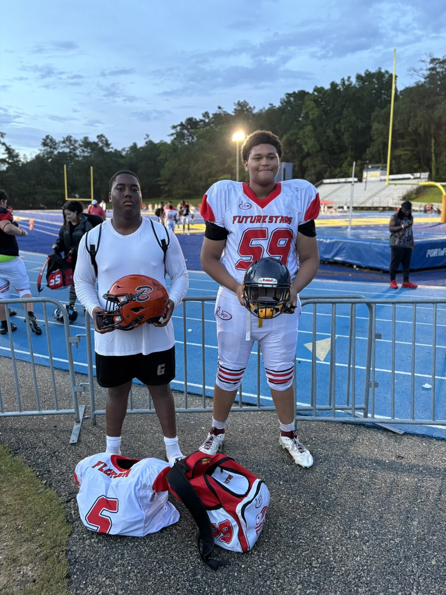 Clarence βCJβ Freeman (@cjhuntingqb) on Twitter photo I really Enjoyed my last year at FSG with my Benjamin Teammate Ryan up here at FSU Letβs get back to the Grind of Fall Camp!! I really Enjoyed my last year at FSG with my Benjamin Teammate Ryan up here at FSU Letβs get back to the Grind of Fall Camp!!