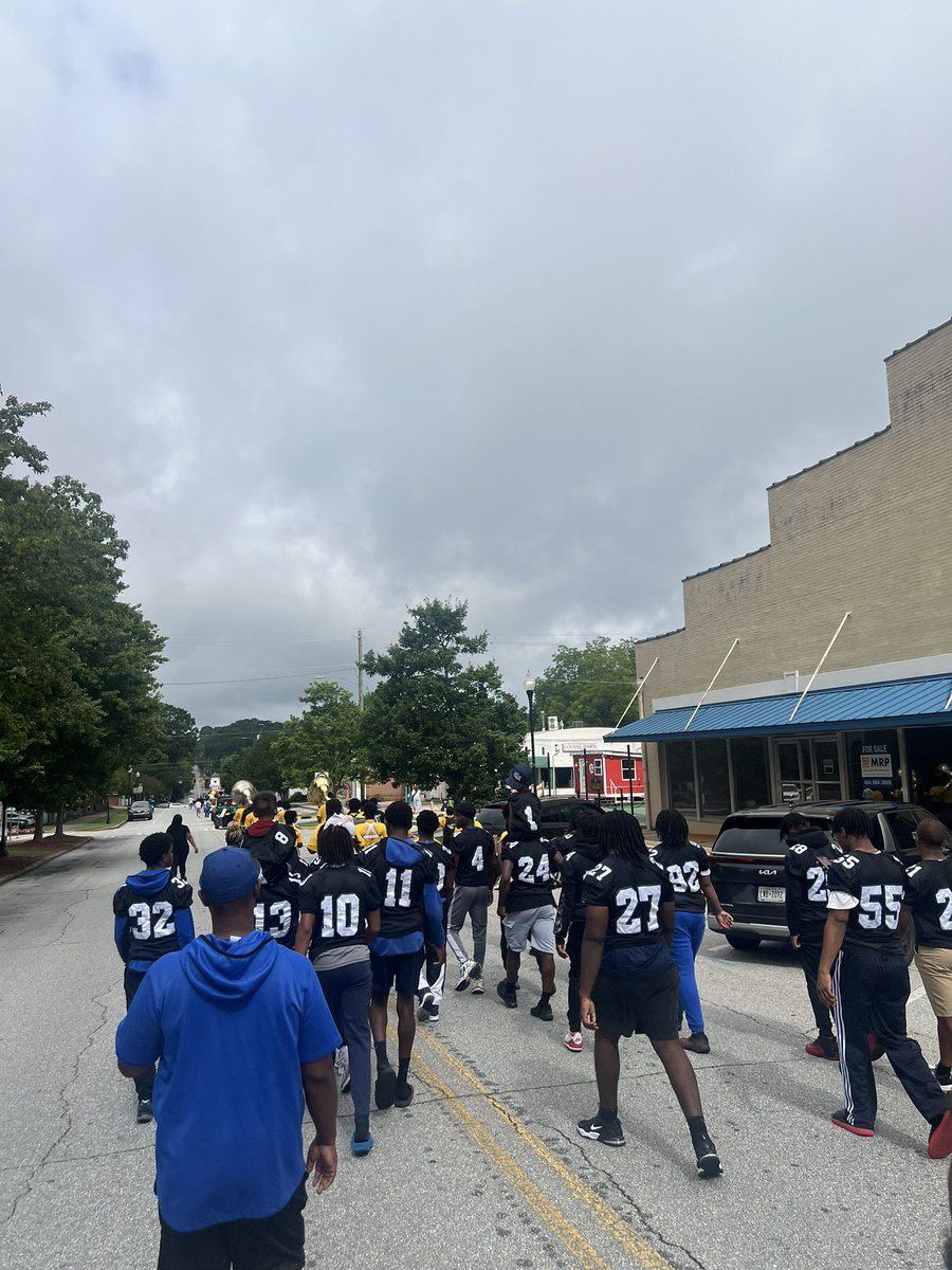 We had a great time at the Juneteenth Parade. We came together to honor the past, celebrate the present, and look forward to the future‼️
 #NEWTONJOYZ 
#CULTURE  
#Juneteenth 
#FreedomDay