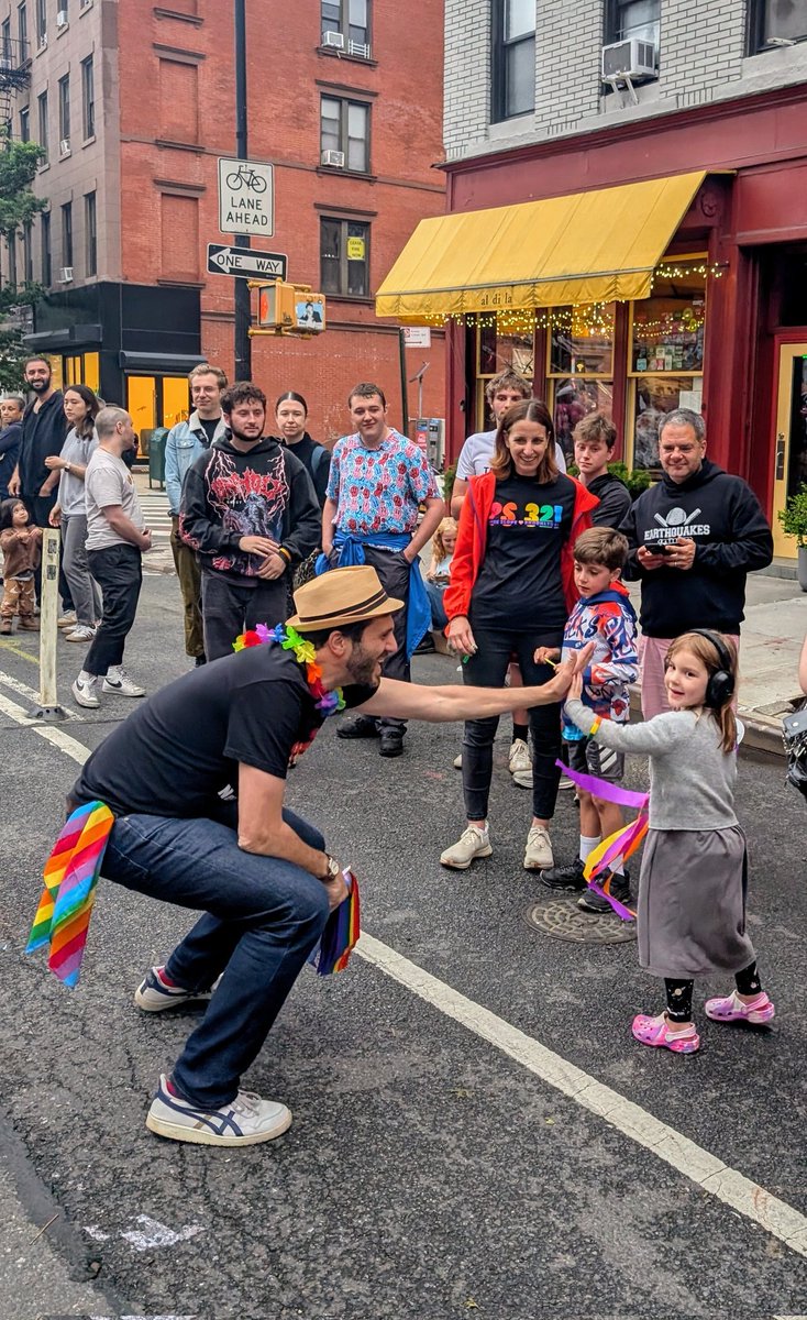 Proud to stand with the LGBT community today and always. 

Happy Brooklyn Pride! 🏳️‍🌈