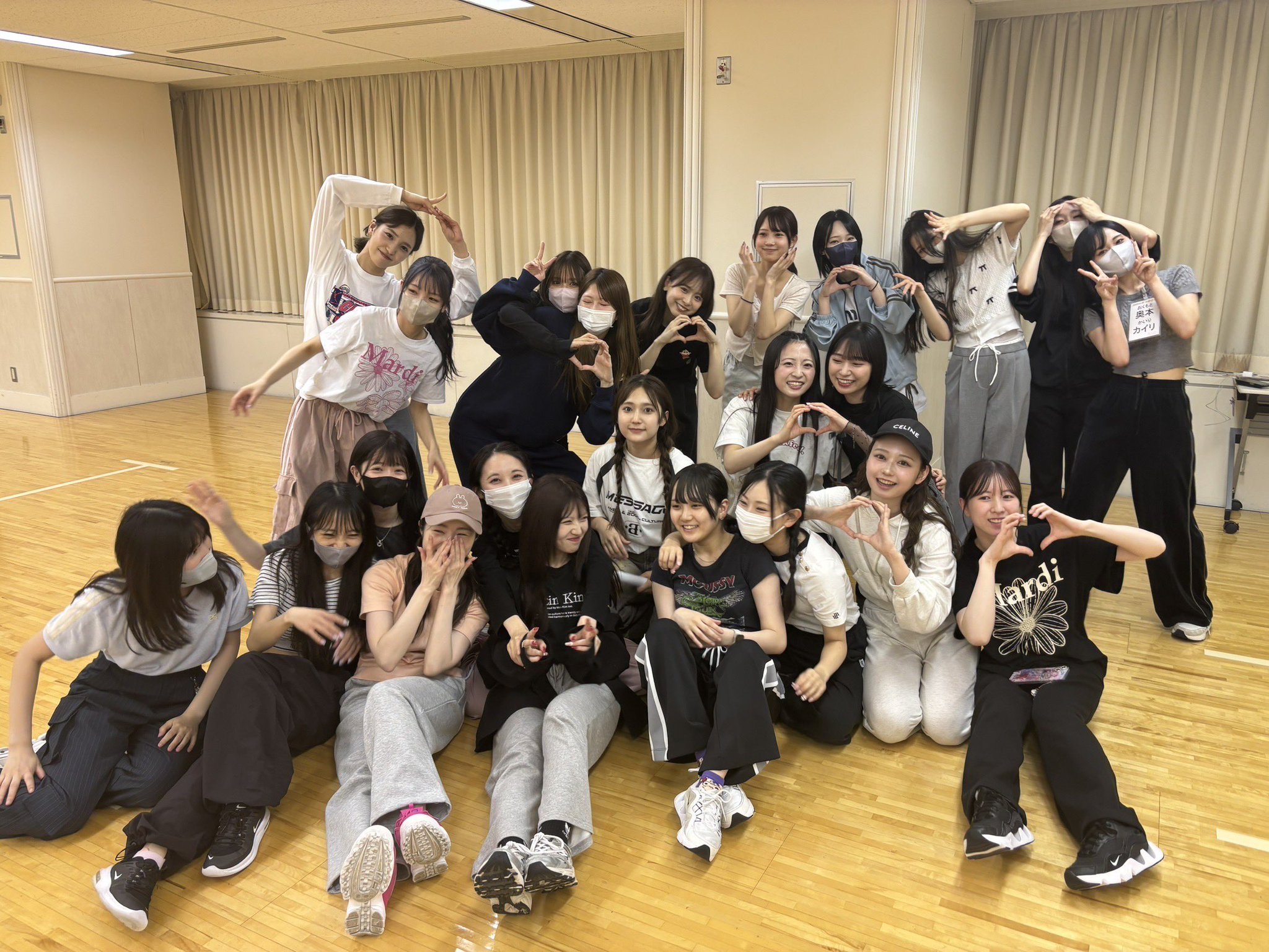田口愛佳 AKB48 大丸 村山彩希卒業記念 ミニ衣装展 限定 生写真 3種 田口 愛佳 on X: 