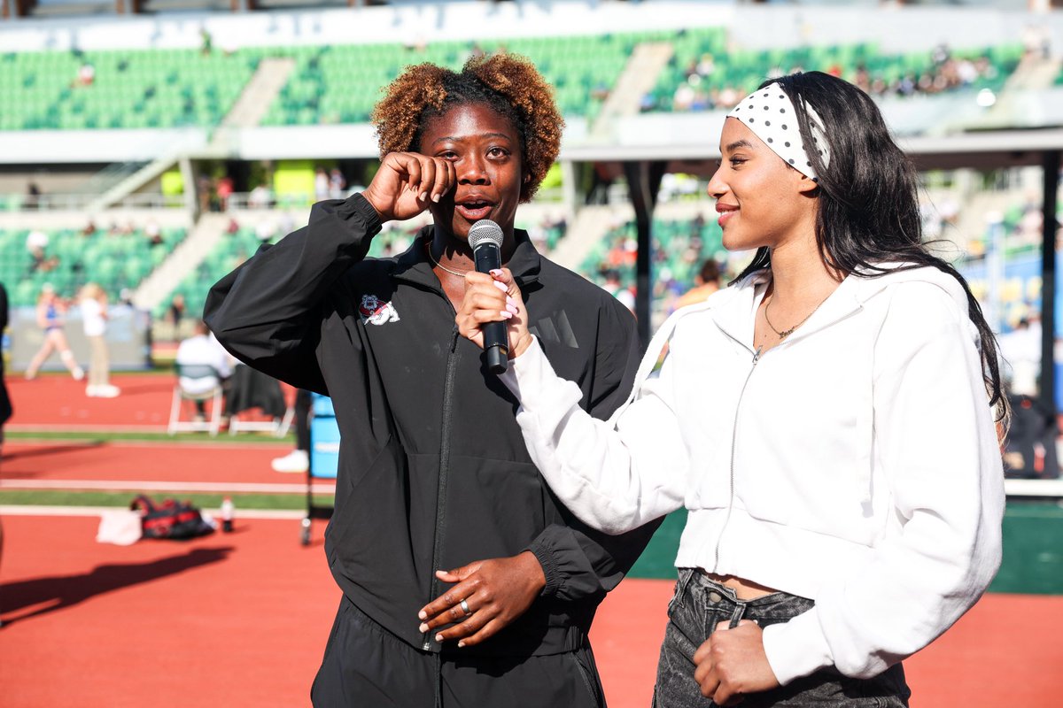 Earned, not given. 🤝

Our national champion enjoying her moment 🤩🥇