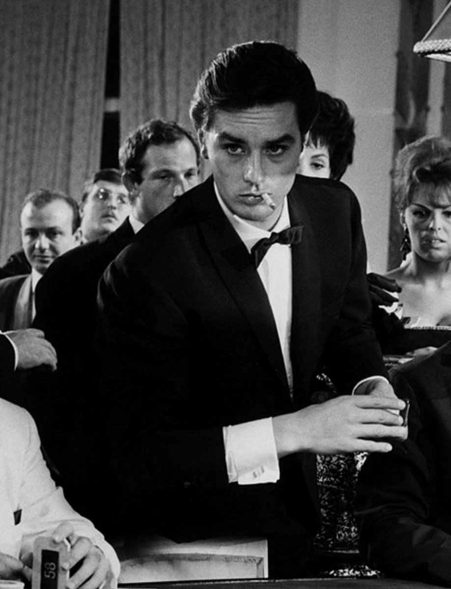 BasedBlondex's tweet image. Everyone has gotten uglier, weaker, sluttier, fatter, dumber, faker
I wish I lived in the old days so badly I crave it