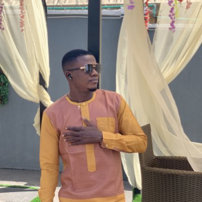 AwololaAm's tweet photo. #NewProfilePic https://t.co/mbwe3DwsBG
