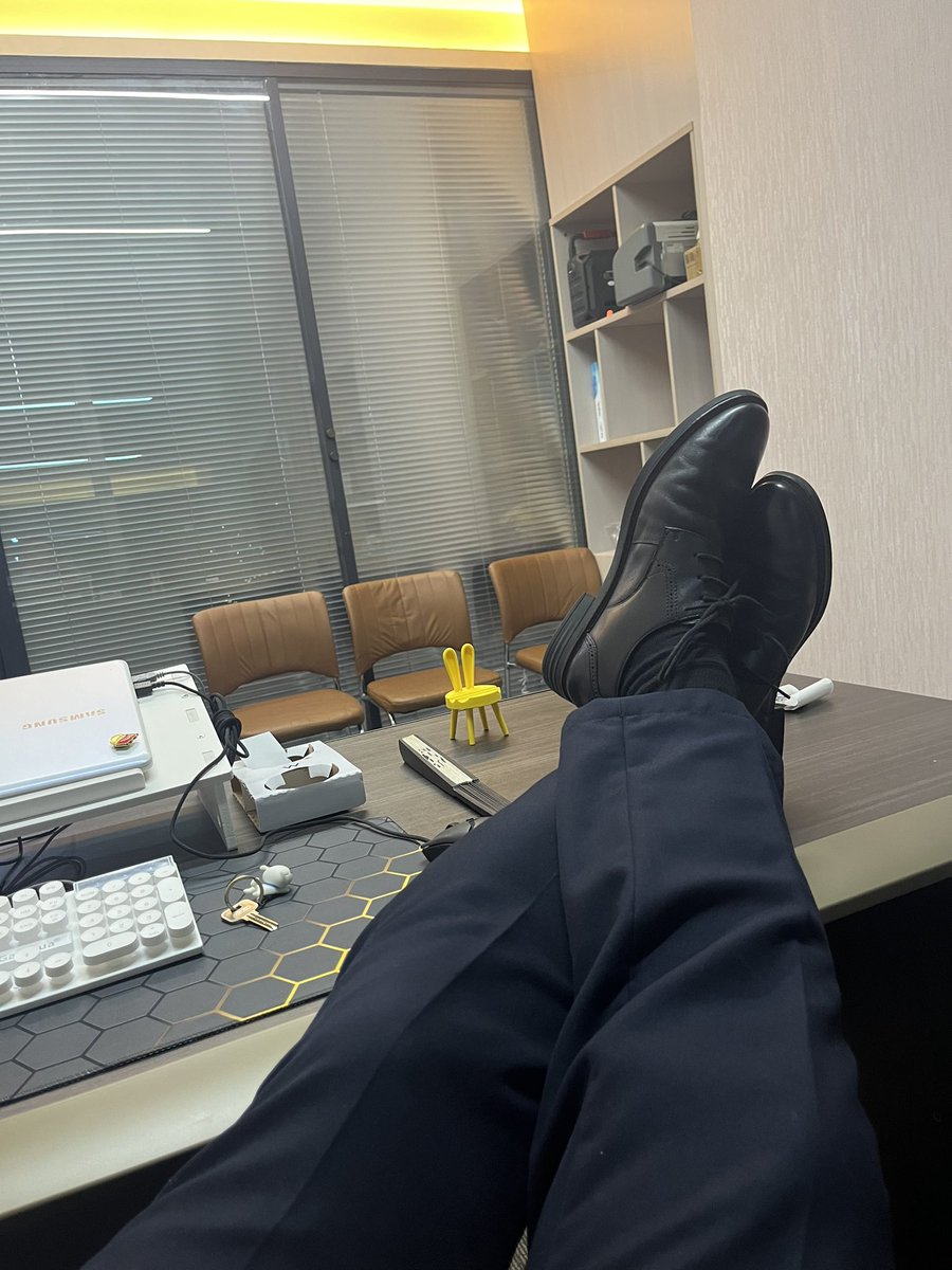 祝我节日快乐的小可爱有没有？？