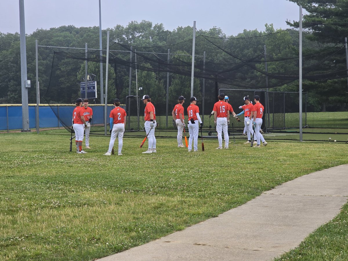 The CI boys are the #2 seed of 22 in the primetime Illinois State Prospect Series Tournament. 

They've gone 3-1 so far, and that's mainly because of the stellar pitching. The staff has only given up 3 earned runs in 4 games. 

Bracket play starts tomorrow morning!!

GO ELITE!!