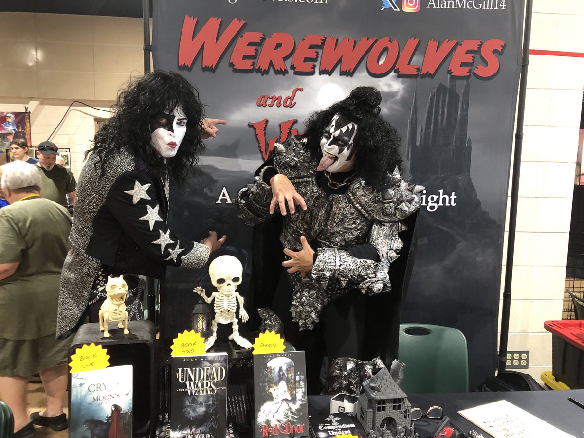 Kiss stopped by today. These guys were the absolute best! Sci-fi Valley con is great.