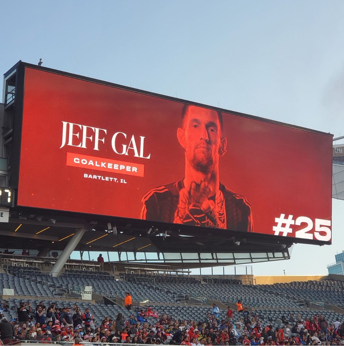 Your starting goalie for your ⁦<a href="/ChicagoFire/">Chicago Fire FC</a>⁩, Jeff Gal!