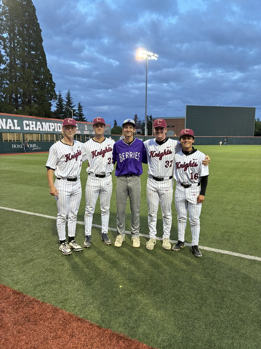 Chuck Bolton (@chuckbolton) on Twitter photo So awesome to see these <a href="/uccriverhawks/">Umpqua RiverHawks</a> alums together as <a href="/BerriesBSBL/">Marion Berries Baseball</a> plays Corvallis Knights in <a href="/WCLBaseball/">West Coast League</a> action <a href="/BeaverBaseball/">Oregon State Baseball</a> stadium. <a href="/Umpqua_Baseball/">Umpqua Baseball</a> pitching greats: Dom Tatone,<a href="/landenparker2/">landen parker</a>, <a href="/samcoff_man/">Sam Coffman</a>, <a href="/JordanLennarts4/">Jordan Lennartson</a> and OF Aidan O'Malley! Dominate! ⚾️💪🏻🔥🦅 So awesome to see these <a href="/uccriverhawks/">Umpqua RiverHawks</a> alums together as <a href="/BerriesBSBL/">Marion Berries Baseball</a> plays Corvallis Knights in <a href="/WCLBaseball/">West Coast League</a> action <a href="/BeaverBaseball/">Oregon State Baseball</a> stadium. <a href="/Umpqua_Baseball/">Umpqua Baseball</a> pitching greats: Dom Tatone,<a href="/landenparker2/">landen parker</a>, <a href="/samcoff_man/">Sam Coffman</a>, <a href="/JordanLennarts4/">Jordan Lennartson</a> and OF Aidan O'Malley! Dominate! ⚾️💪🏻🔥🦅