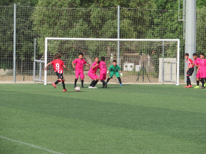 WakatakeGroupJP's tweet photo. グループステージ @micfootball7 kicks off🚀⚽️

👉 @AthleticClub 🆚 WAKATAKE U11 https://t.co/fBD4wPANHh