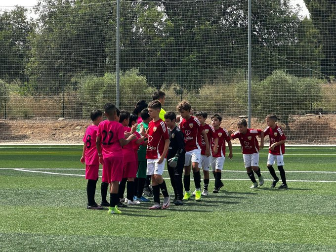 WakatakeGroupJP's tweet photo. @cevilassar Time for WAKATAKE U11 🆚 @CFPoblaMafumet https://t.co/QhmFMoQn7y