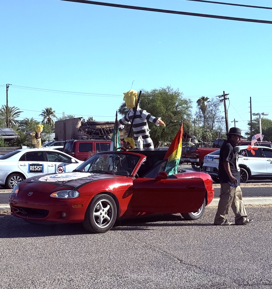 TmzTucson's tweet image. No Kings / ICE Protest in Tucson, AZ

It was a huge turnout! 🚫👑