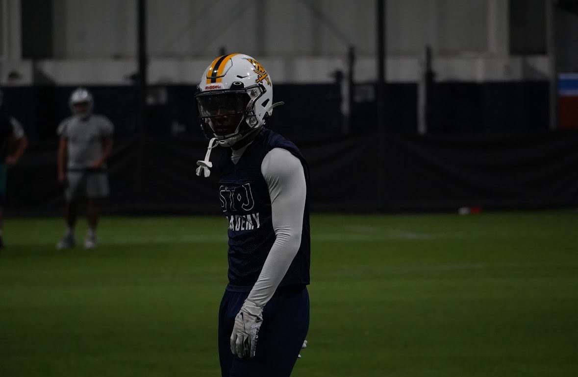 ayeeeaiden (@ayeeeaiden) on Twitter photo C/o 2027 versatile defensive back looking forward to building a relationship with any coach.
Cell:202-905-6588
Hc:<a href="/OvertonDarryl/">Darryl Overton</a> C/o 2027 versatile defensive back looking forward to building a relationship with any coach.
Cell:202-905-6588
Hc:<a href="/OvertonDarryl/">Darryl Overton</a>