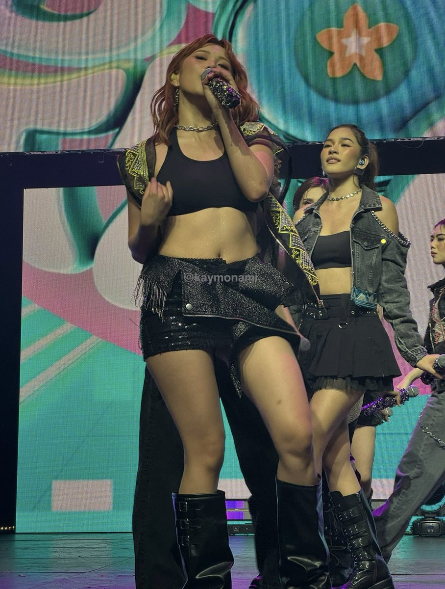 kaymonami's tweet photo. i am so attracted to you yves, my jaw is on the floor

BINIVERSE HITS LOS ANGELES

#BINIverseWorldTour2025 
#BINIverseLosAngeles #BINI https://t.co/h5jcztChdb