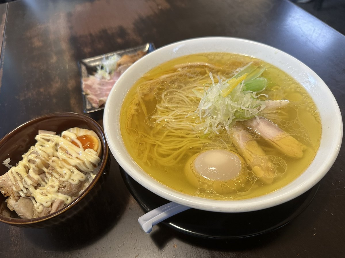 祥気　特製しおそば　鳥マヨ丼　うまい