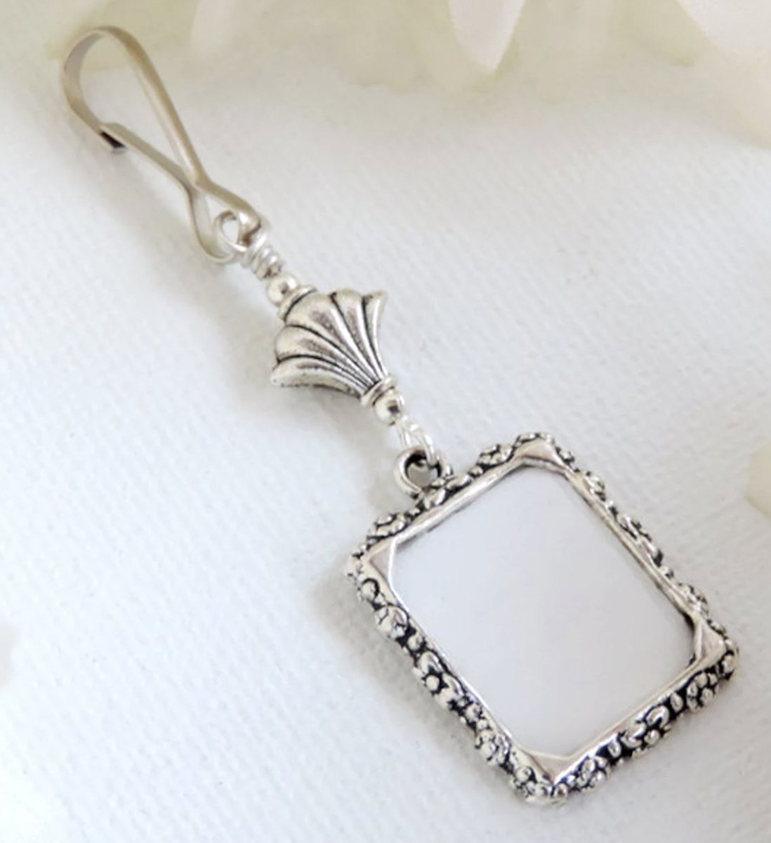 Angie S. (@smilingbluedog) on Twitter photo Memorial photo charm perfect for a wedding bouquet featuring a small picture frame in silver tones. smilingbluedog.etsy.com/listing/488510… via <a href="/Etsy/">Etsy</a> #Etsy #etsyseller #etsyshop #etsystore #epiconetsy #etsygifts #giftforhim #giftforher #bride #groom #keepsake #shopping #shoppingonline #wedding Memorial photo charm perfect for a wedding bouquet featuring a small picture frame in silver tones. smilingbluedog.etsy.com/listing/488510… via <a href="/Etsy/">Etsy</a> #Etsy #etsyseller #etsyshop #etsystore #epiconetsy #etsygifts #giftforhim #giftforher #bride #groom #keepsake #shopping #shoppingonline #wedding