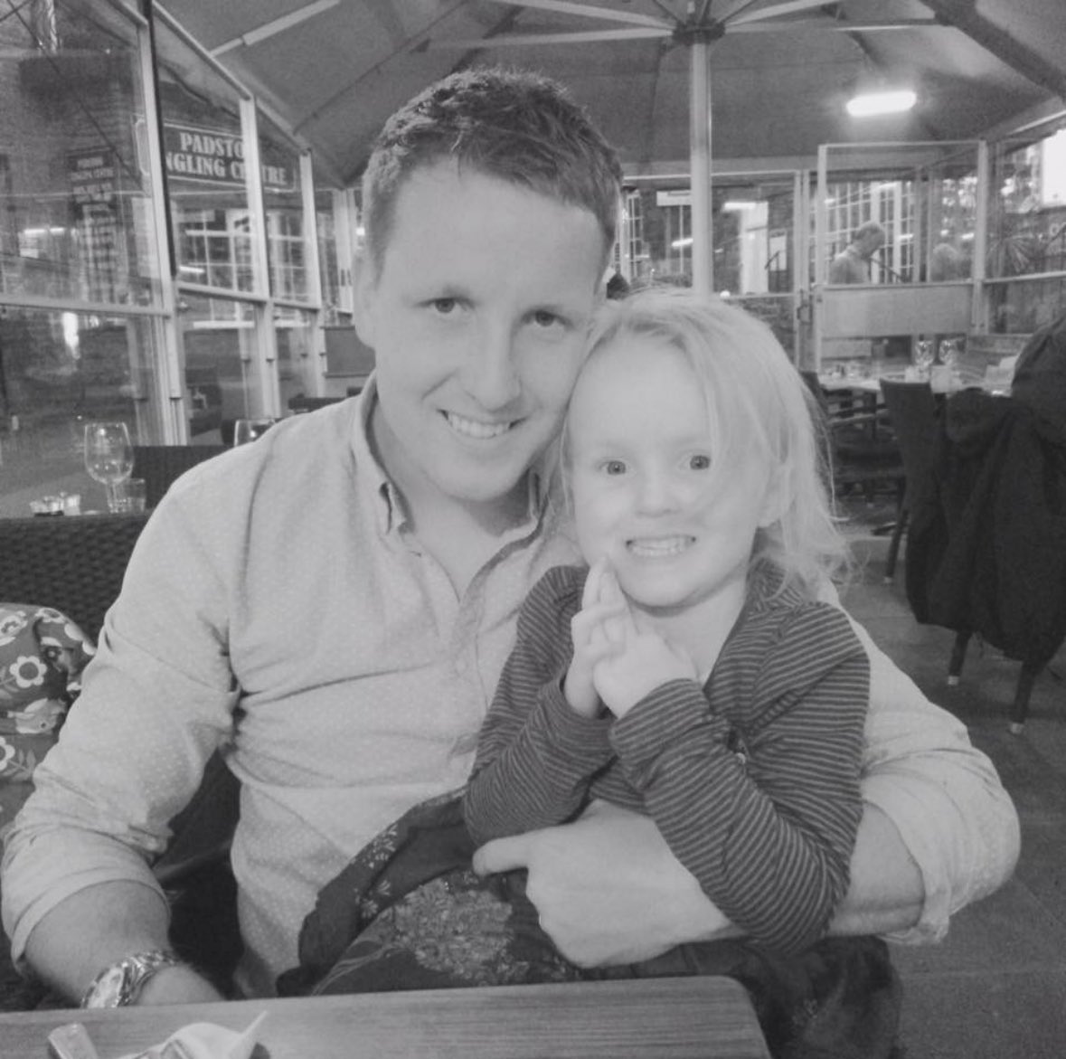 AdrianHarvie's tweet image. Always a tough date in the year but one where I can look back at pictures and memories of our special little girl. Was blessed to be called Daddy by her for those 8 years 💜💜
Happy Father’s Day to all the dads out there!