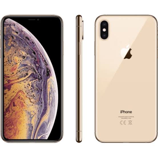 KALIFA_THEGREAT's tweet image. Can we all agree that the gold iPhone XS is the most perfect iPhone Apple has ever  made!  

iPhone XS wasn’t just a phone  it was a statement

Sleek edges, glass that shimmered like jewelry, and a finish that whispered luxury.

#iPhoneXS #AppleDesign #SeintTech