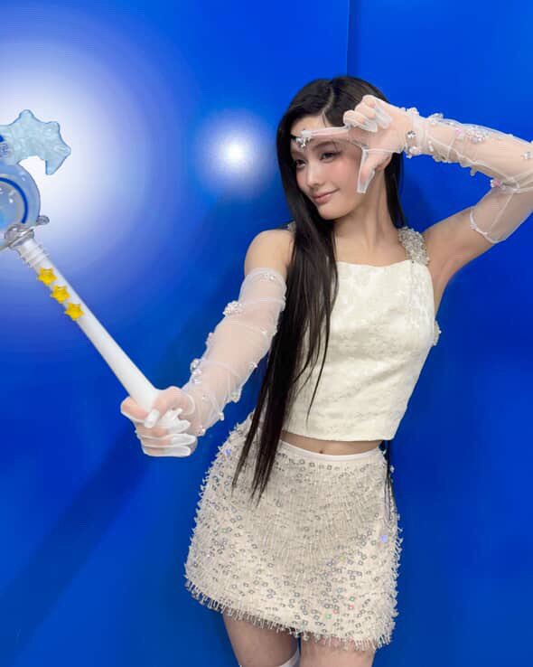 iroha pics tweet media