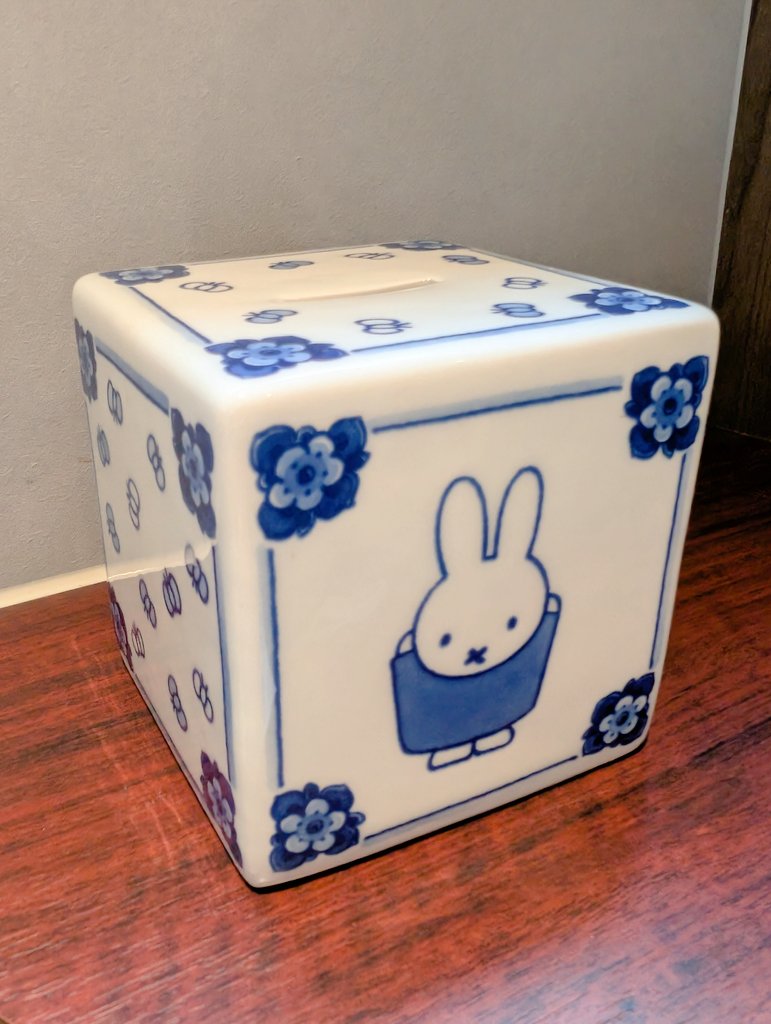 オランダ館で自分用に購入したミッフィーの貯金箱（9900円）手書き