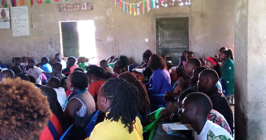 wellsofhope's tweet photo. Happening now! Today, we're excited to have our Sunday outreach at both Wells of Hope schools! Our staff have joined in to spend quality time with the children, fostering stronger bonds.The theme for today's outreach is "Living a Life of Purpose."#SundayOutreach https://t.co/rjTwdBBE5R