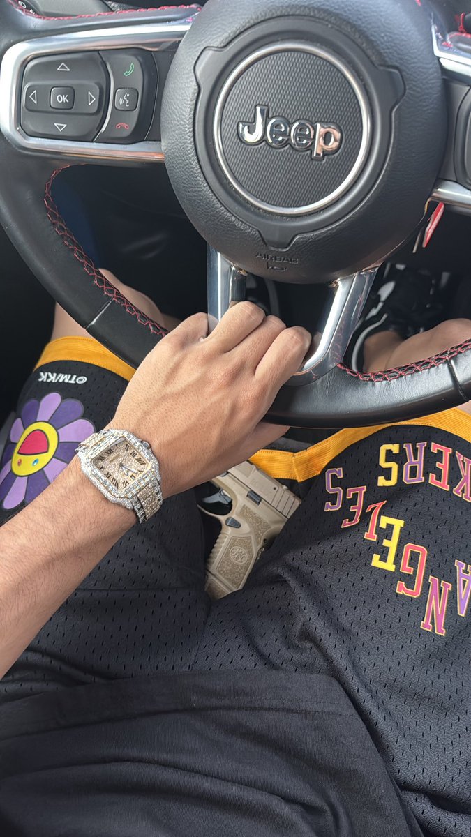 Ramoy_19's tweet photo. Island Boy 🌴☀️ https://t.co/ymn6USeCgH
