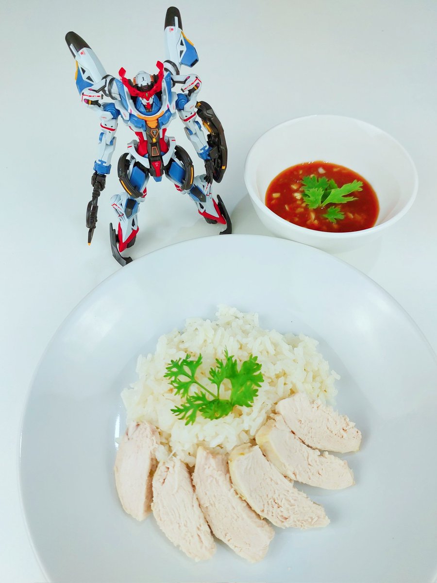 of_nok's tweet photo. วันนี้ทำข้าวมันไก่เองค่าา ตามกระแสจากกันดั้มจีควั๊กซ์นิดนึง ตอนที่ 10 ตัวละครน้อง Nyaan พูดถึงการทำข้าวมันไก่ไว้กินเองใส่กล่องเบนโตะเป็นภาษาไทยด้วยค่ะ 😍

ปล. ใช้อกไก่ติดหนังค่ะตอนทำ ส่วนตอนกินเอาแต่เนื้อ 😆 ลดไขมันนิดนึง อิอิ

#ข้าวมันไก่ #GQuuuuuuX #カオマンガイ
#homecooking https://t.co/BKWhKw5vdv