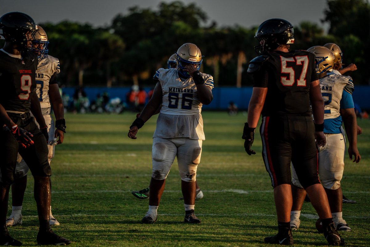 Ayden “6ix” Lewis (@aydenlewis44) on Twitter photo June 15th is minutes away💪🏾! Looking foward to connecting with coaches and building relationships. #386-275-5933
HC: <a href="/CoachSquatty/">Coach Bell</a> June 15th is minutes away💪🏾! Looking foward to connecting with coaches and building relationships. #386-275-5933
HC: <a href="/CoachSquatty/">Coach Bell</a>