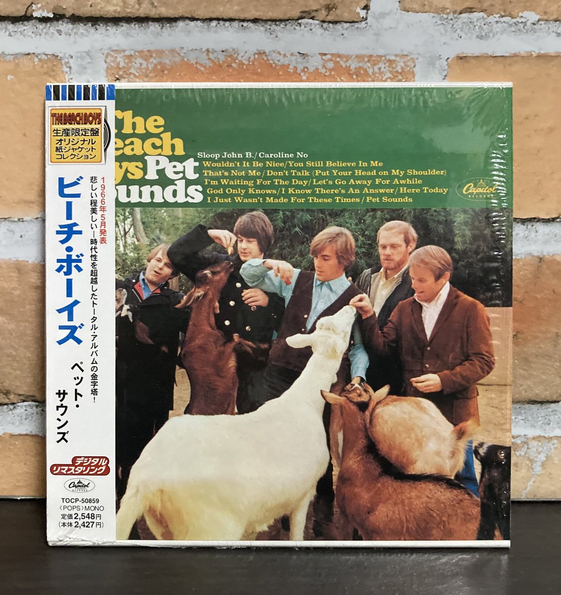 印象派の絵画が後年になって評価された様に､芸術分野において過去の常識を覆す様な作品に正当な評価が下されるのには時間が必要なのだ「スループ・ジョンB」がなければソロ・アルバムとして彼の名が表記されていてもおかしく無いアルバム #ブライアン・ウイルソン 渾身の1枚「ペット・サウンズ」😎