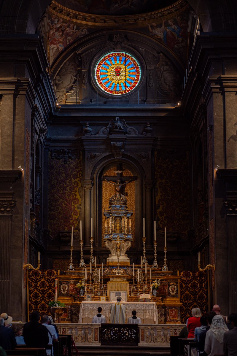 Most Sacred Heart of Jesus, have mercy on us! ❤️‍🔥

#MonthOfTheSacredHeart #June 

#ICKSP in Florence, Italy 🇮🇹

📷: Pia Barlotta Photography