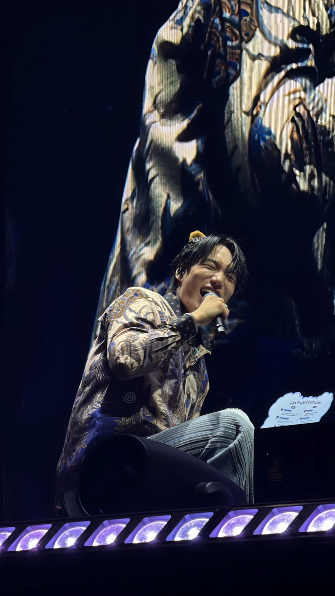 kaicography's tweet photo. 오늘 하루도 행복하자 종인아 ❤️ https://t.co/gLzXtJ0L1e