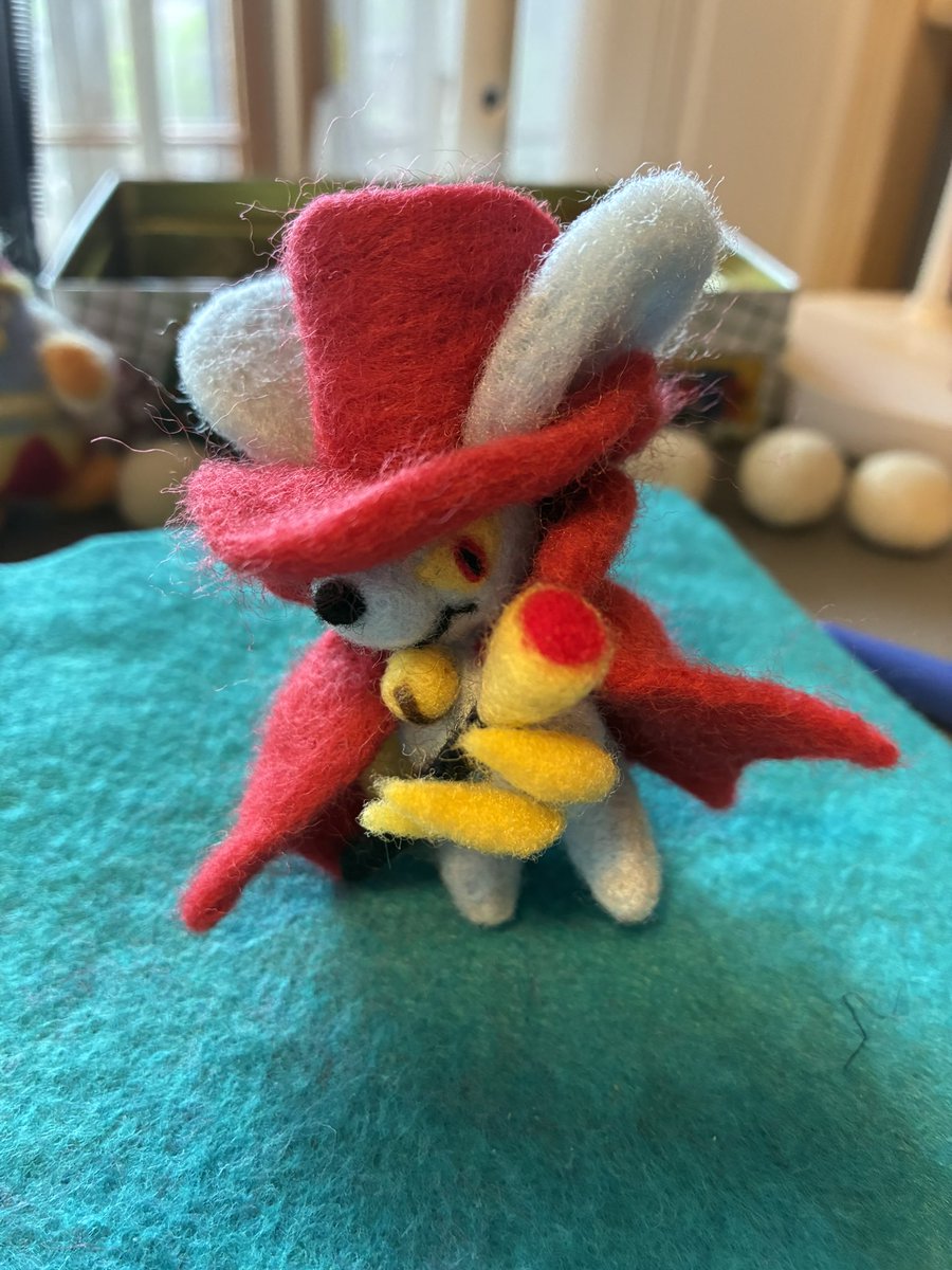 完成！ドロッチェ🐭さん！
ちょっとかっこいいんじゃな〜い‼️
#ニードルフェルト