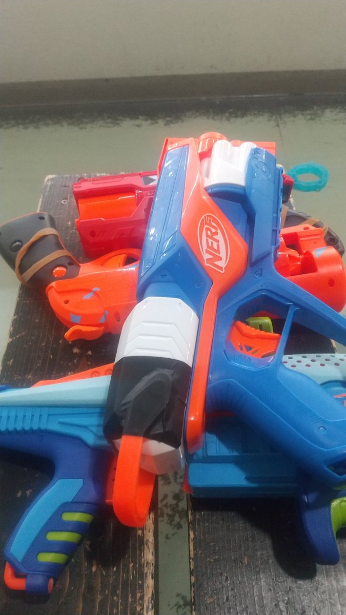 wedagura's tweet image. #NERF
ナーフの貸切サバゲ来たよ