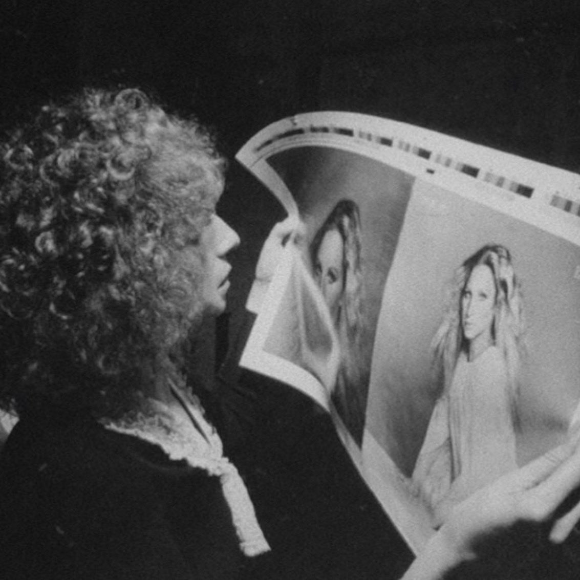 barbra_luv's tweet image. Looking at the album artwork for Classical Barbra. #barbrastreisand