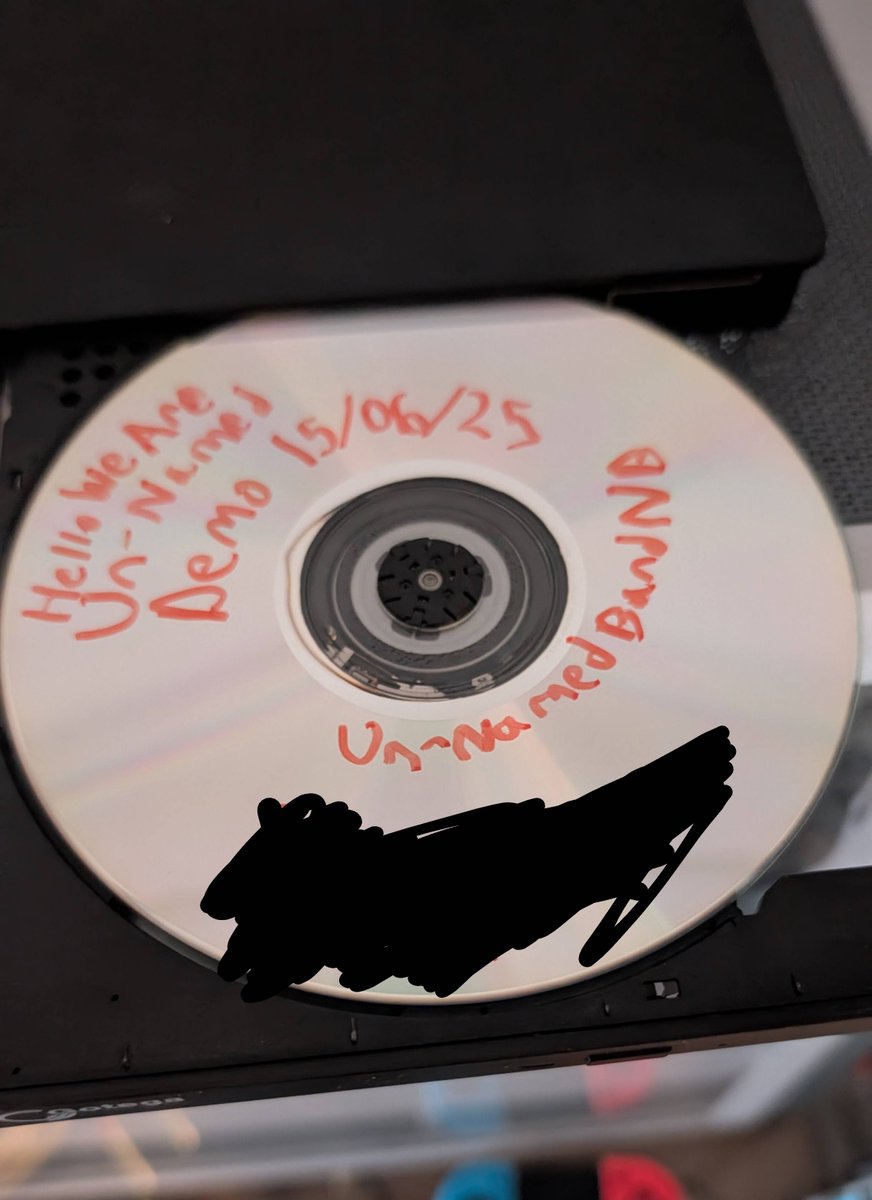 UnnamedBandNB's tweet photo. bring back cd collections and burning cds
#cd #moncton #newbrunswick #rock #punk #music #local #localband #art #unnamed #canada #retro #retrotech #oldschool https://t.co/fyZtrs3fZO