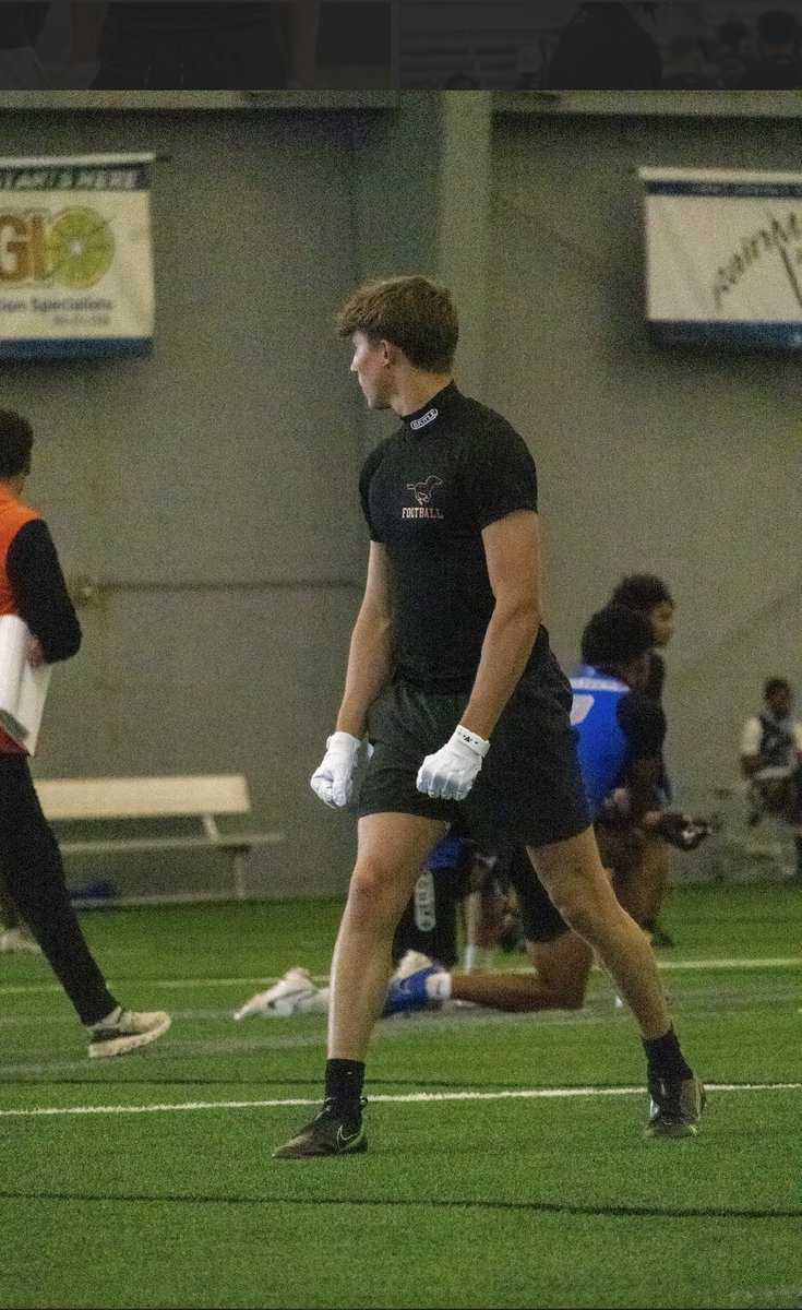 Connor Bobel (@connorbobel) on Twitter photo Connor Bobel
6β0
Northville Highschool
3.45 Gpa
Wr,CB
248-504-9202
Connorbobel@icloud.com
Class of β27
Excited to build relationships!! Connor Bobel
6β0
Northville Highschool
3.45 Gpa
Wr,CB
248-504-9202
Connorbobel@icloud.com
Class of β27
Excited to build relationships!!