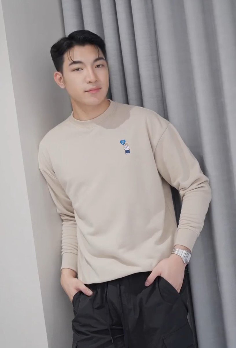 tiu_anna's tweet photo. Gwapo talaga!

FiercestESPANTO onASAP
#DARREN @Espanto2001 https://t.co/eWQJ3zq3aI