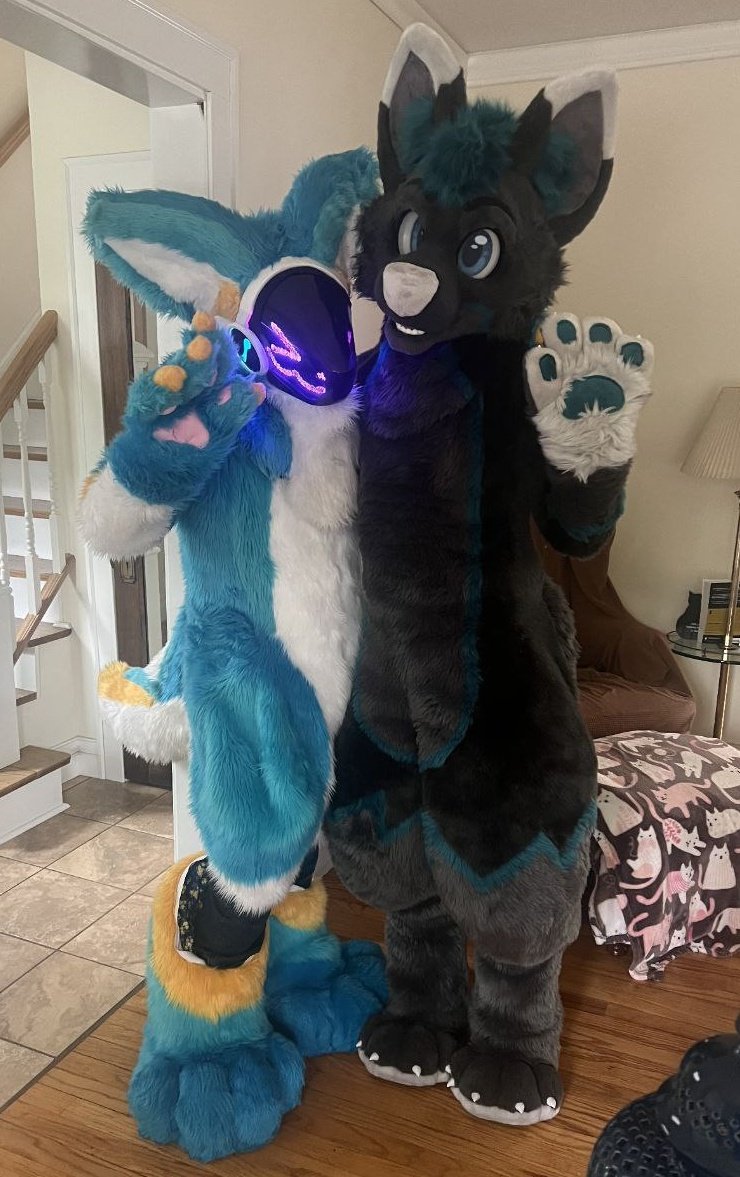 Me and <a href="/_Will_314/">_Will ^_^🔜 MFF, F2</a> 

We be suiting :)