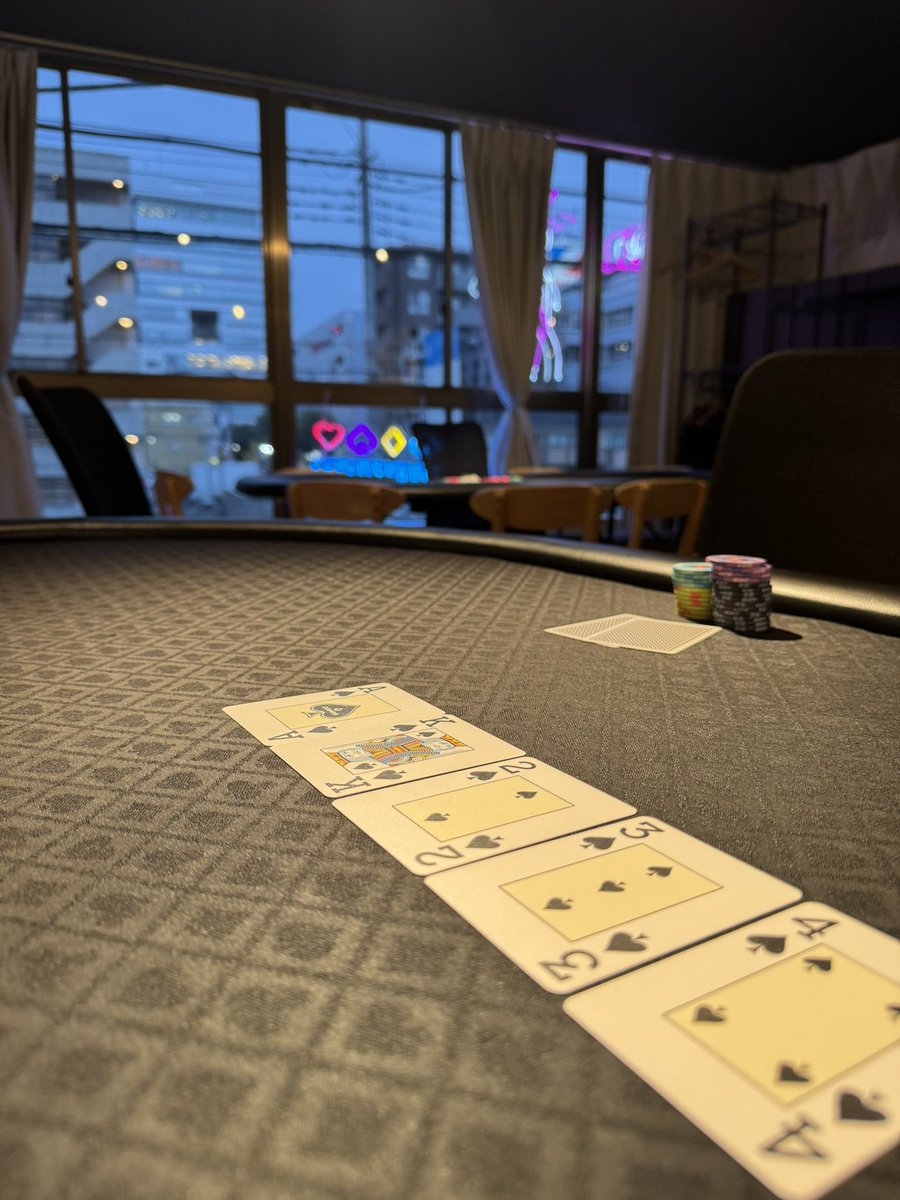 agora_poker's tweet photo. 本日は13時からオープン！
お待ちしております！ https://t.co/eF9gnvKiN4