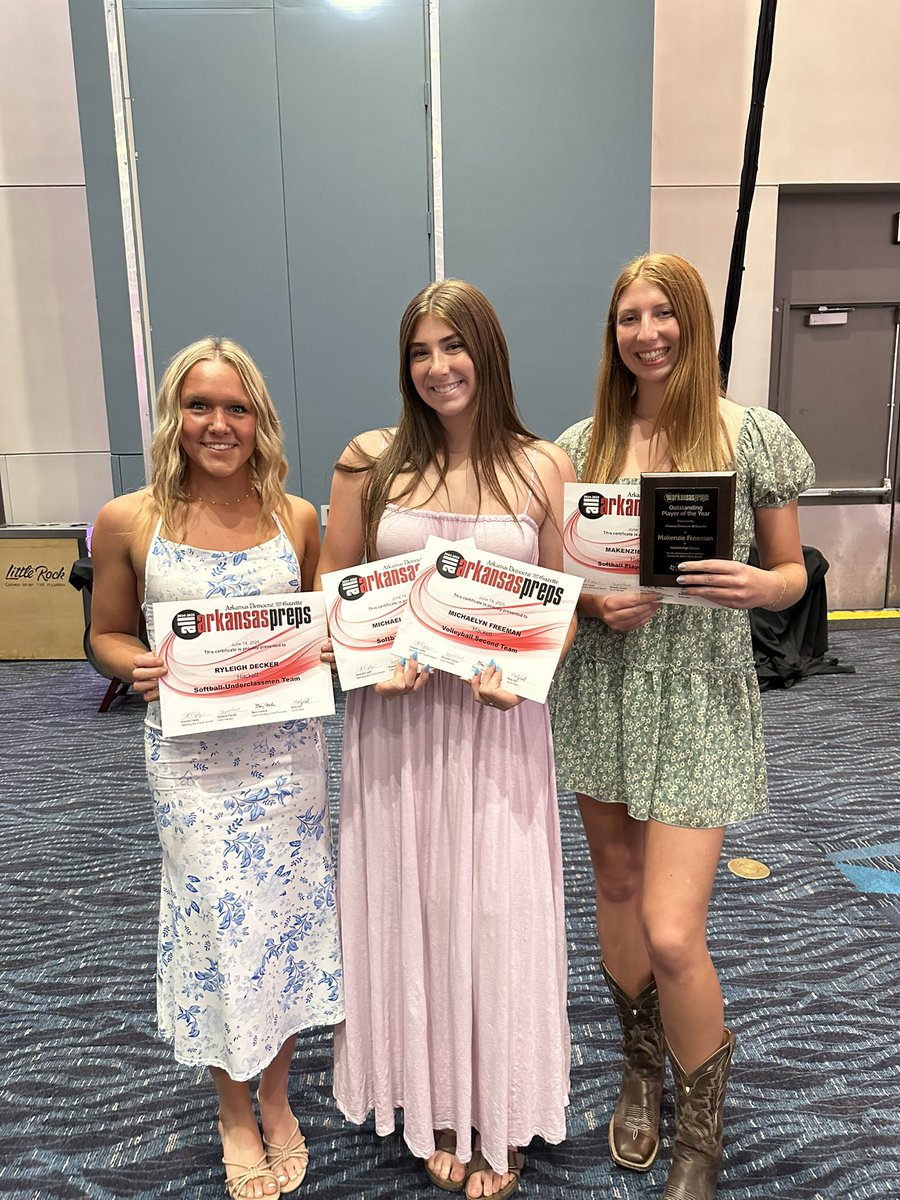 Hackett Lady Hornets Softball (@hackett_sb) on Twitter photo Thank you <a href="/AllArkansasPrep/">All Arkansas Preps</a> for an amazing banquet tonight! Congrats <a href="/makenzie_f2/">Makenzie Freeman</a> (Softball Player of the Year) and <a href="/Michaelyn_1/">Michaelyn Freeman</a> and <a href="/ryleigh_decker/">Ryleigh Decker</a> for being named to the All Preps team!! <a href="/HackettSports/">Hackett Sports Network</a> <a href="/RiverValleyDG/">River Valley Democrat-Gazette</a> <a href="/nwademgaz/">NWA Democrat-Gazette</a> <a href="/ArSportsNet/">Arkansas Sports Network</a> <a href="/ASTSprts/">Arkansas Small Town Sports</a> <a href="/ETTaylor79/">Erick Taylor</a> Thank you <a href="/AllArkansasPrep/">All Arkansas Preps</a> for an amazing banquet tonight! Congrats <a href="/makenzie_f2/">Makenzie Freeman</a> (Softball Player of the Year) and <a href="/Michaelyn_1/">Michaelyn Freeman</a> and <a href="/ryleigh_decker/">Ryleigh Decker</a> for being named to the All Preps team!! <a href="/HackettSports/">Hackett Sports Network</a> <a href="/RiverValleyDG/">River Valley Democrat-Gazette</a> <a href="/nwademgaz/">NWA Democrat-Gazette</a> <a href="/ArSportsNet/">Arkansas Sports Network</a> <a href="/ASTSprts/">Arkansas Small Town Sports</a> <a href="/ETTaylor79/">Erick Taylor</a>