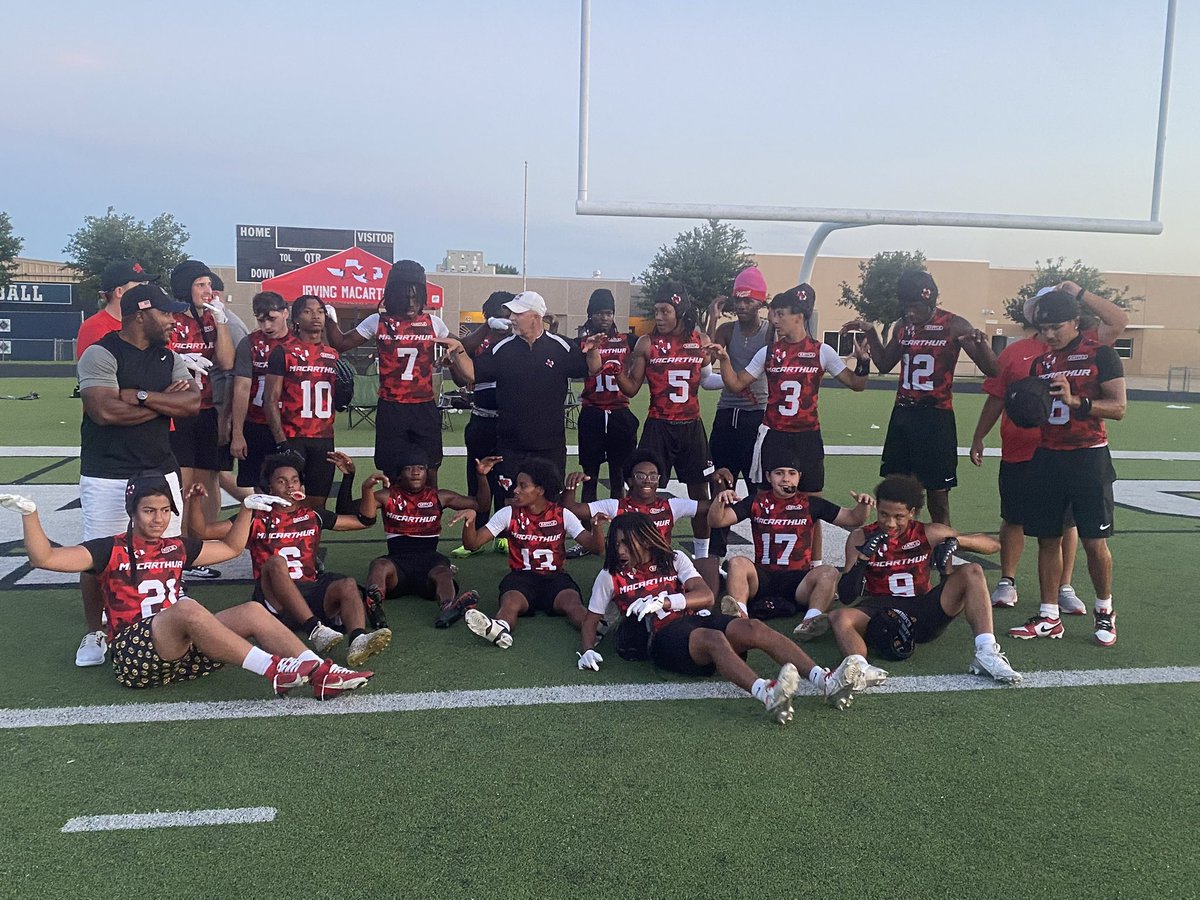 RoKing5_'s tweet image. My team and i will be playing at the 7v7 state tournament at the College Station June 27th-28th @BNitcholas @MacArthurTX @TommyHolmesTLU @BallCoachHP @DemarcusHaskins @DrewColemanSr30