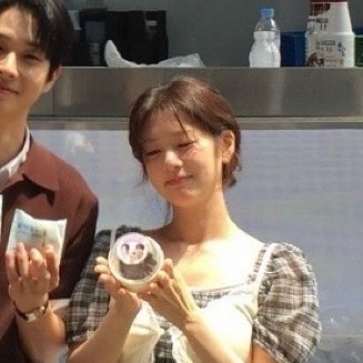 빵🍞 tweet media