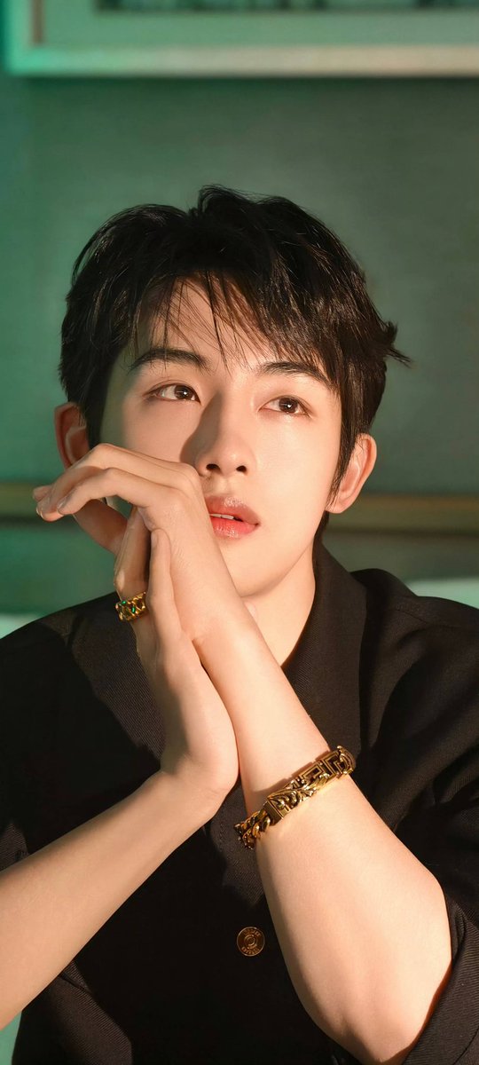 wwfolder's tweet photo. #WINWIN 🖤🤍 https://t.co/5Obg4cBlBv