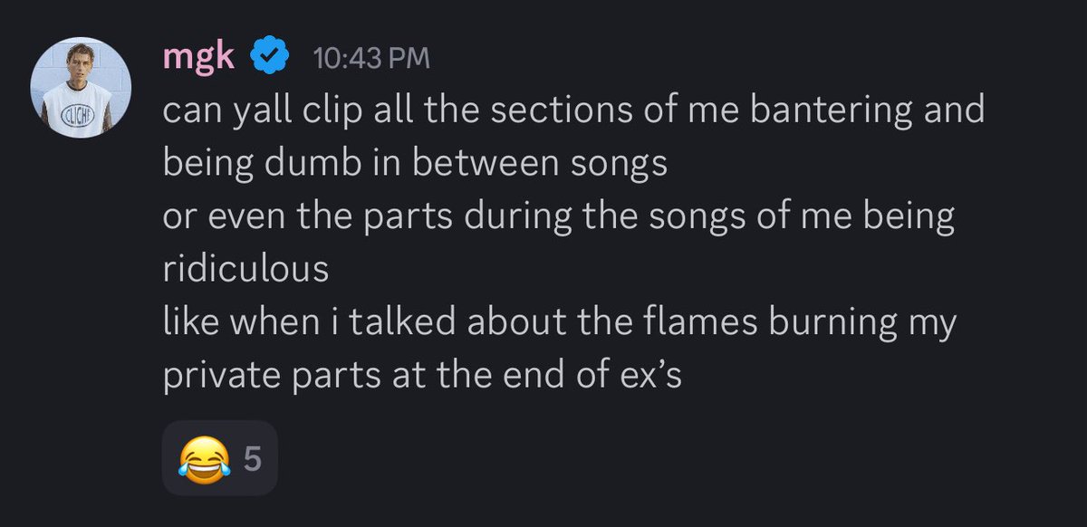 mgkcordupdates's tweet photo. 🚨| @machinegunkelly via discord tonight! https://t.co/Yj2sjdllTm