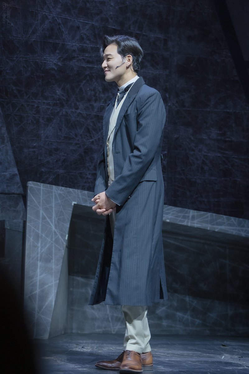 250614 밤 뮤지컬 니진스키 무대인사

디아길레프 役 #김종구