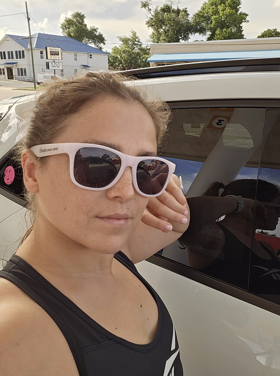 I like foreign whips, foreign boys. I handle myself with all the poise.

#singer #songwriter #weekendvibes #weekendmood #nofilter