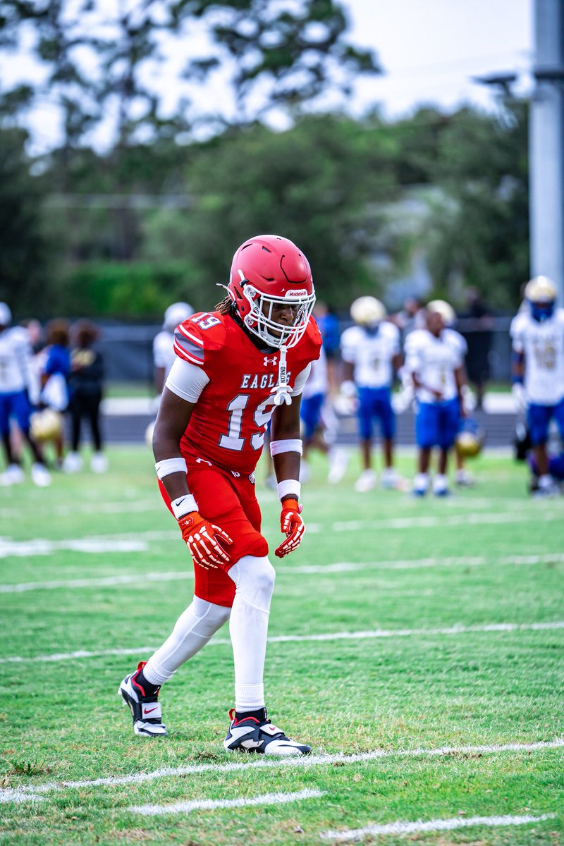 kingnoji4's tweet image. #2027recruits Todays that day ☎️407-406-2242 

@coachpsb @EdgewaterFB